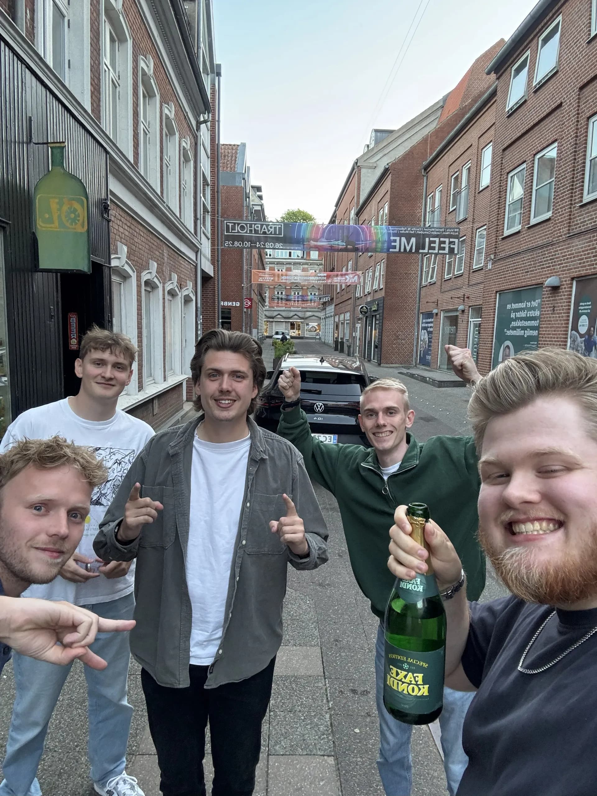 Direktes team sammen med BeerShoppen efter et produceret live show